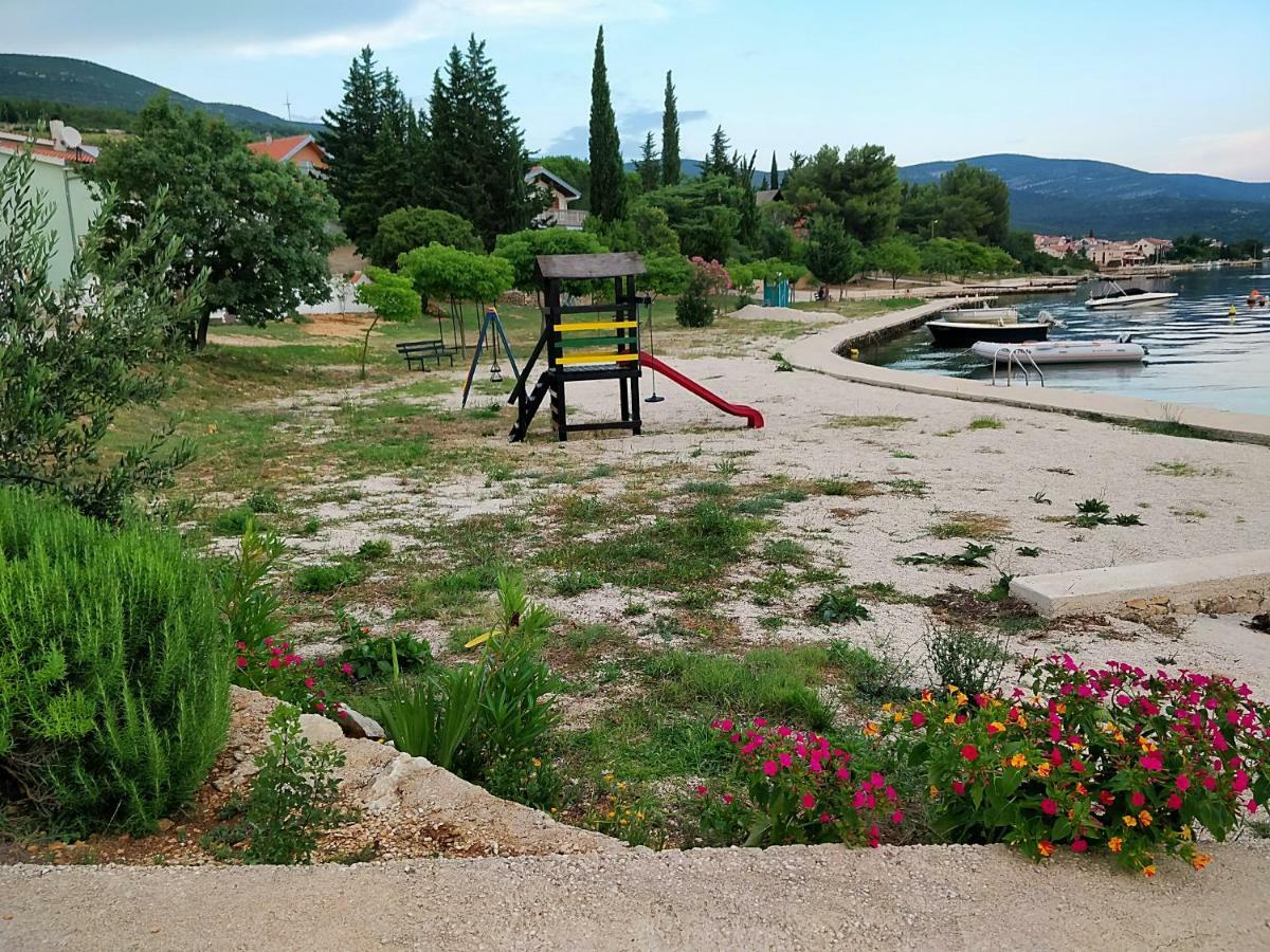 Marija Apartments Kruševo Buitenkant foto